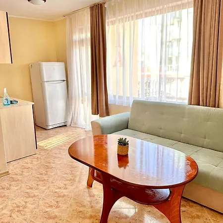 Aparthotel Vila Victoria Primorsko *