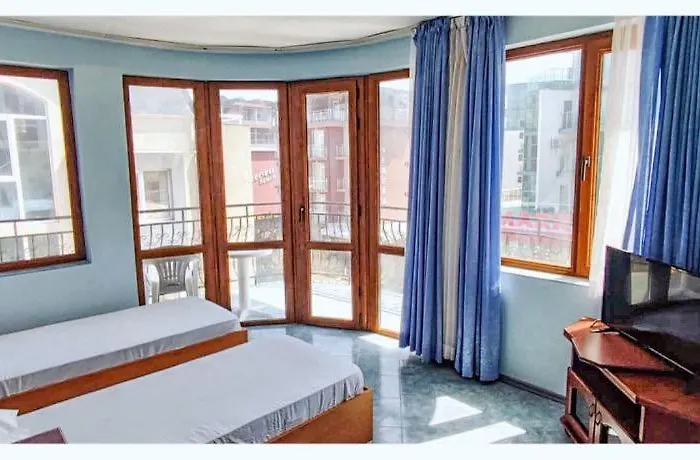 Apart-hotel Victoria Primorsko